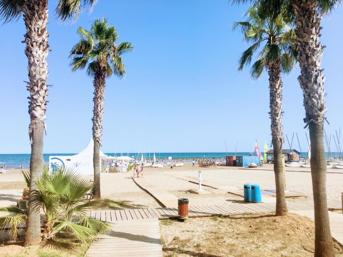 Piso Vacacional Con Piscina En Benicassimアパートメント エクステリア 写真